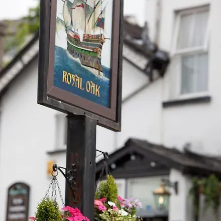 The Royal Oak 여관 2*